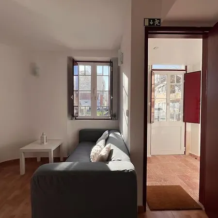 Again - Villagers House * Trafaria